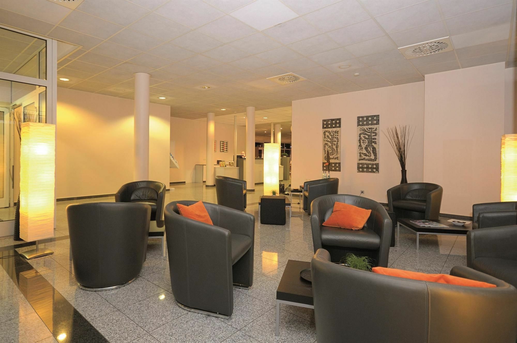 Western Soibelmanns Frankfurt Airport Groß-Gerau